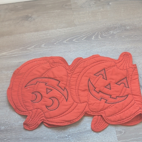 Pumpkin Halloween Table Runner - Orange and Black Roughly 4 1/2 Feet By 1 Foot - Picture 5 of 5